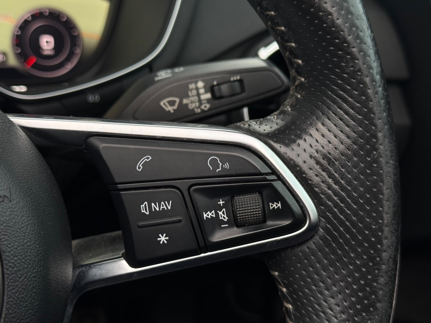 Used Audi TT for sale - 76925913: Photo 53