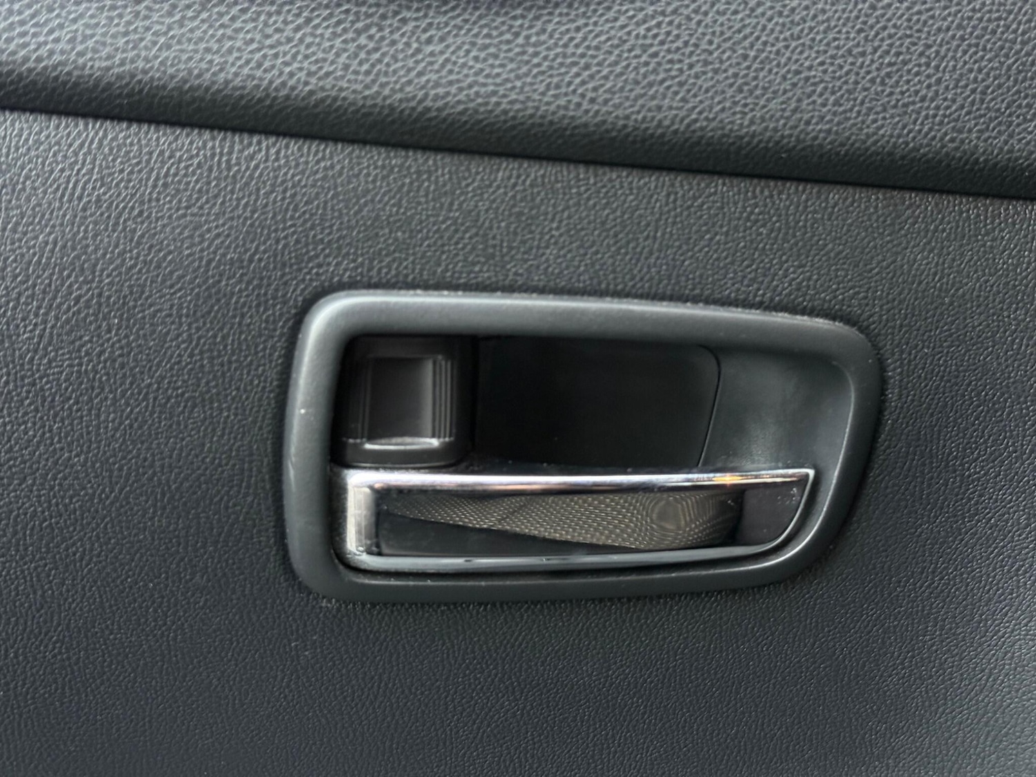 Used Mitsubishi ASX 2016 for sale - 76866038: Photo 38