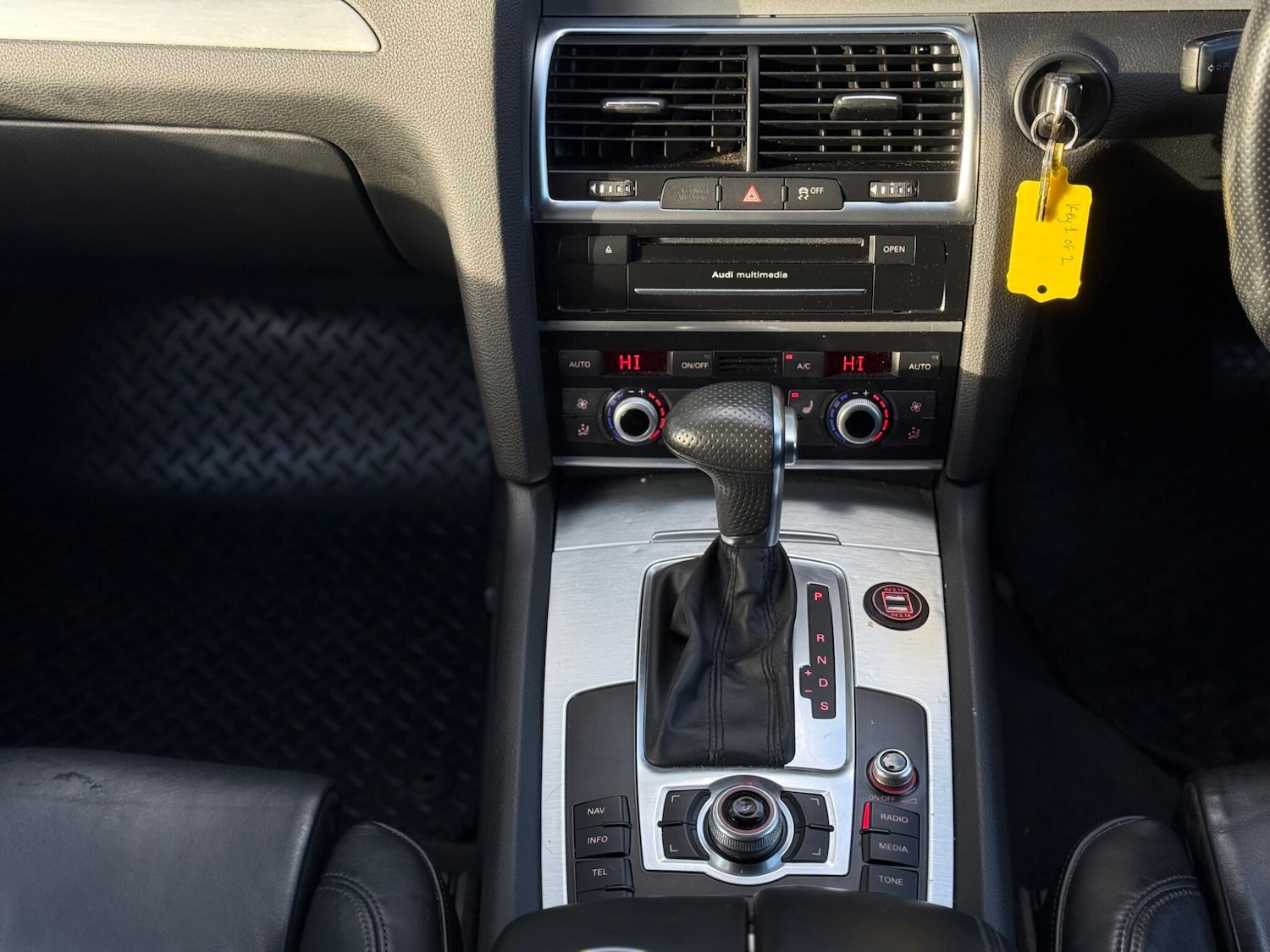 Used Audi Q7 2013 for sale - 77396342: Photo 53