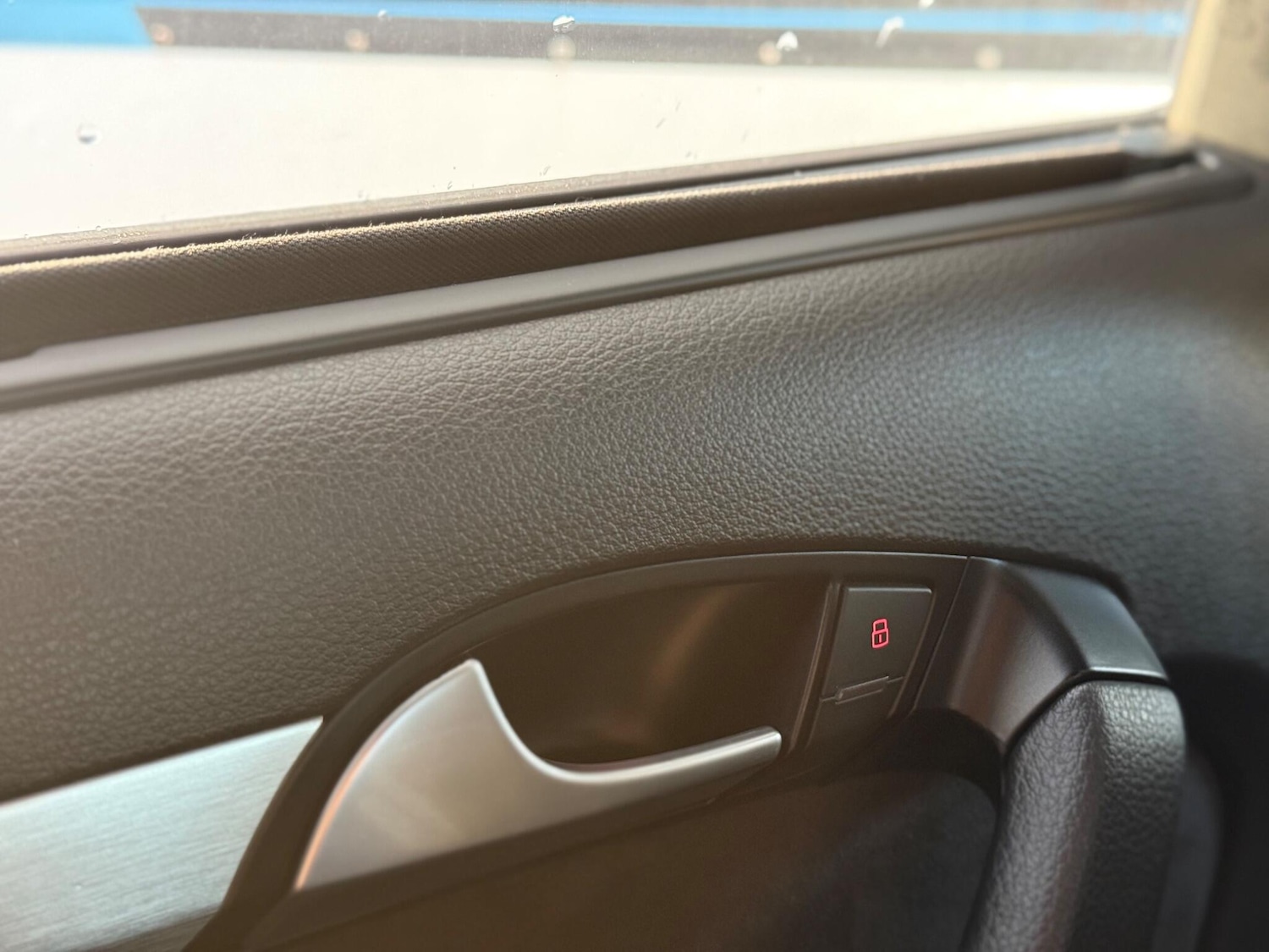 Used Audi Q7 2013 for sale - 77396342: Photo 57