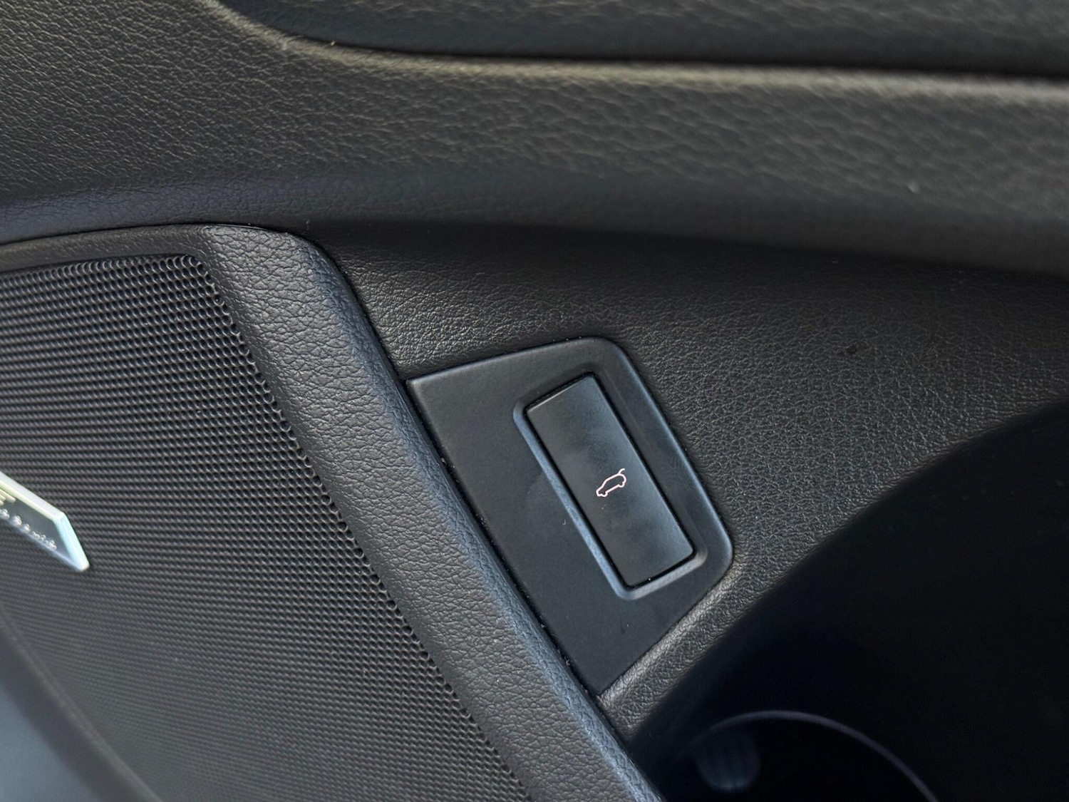 Used Audi Q7 2013 for sale - 77396342: Photo 69