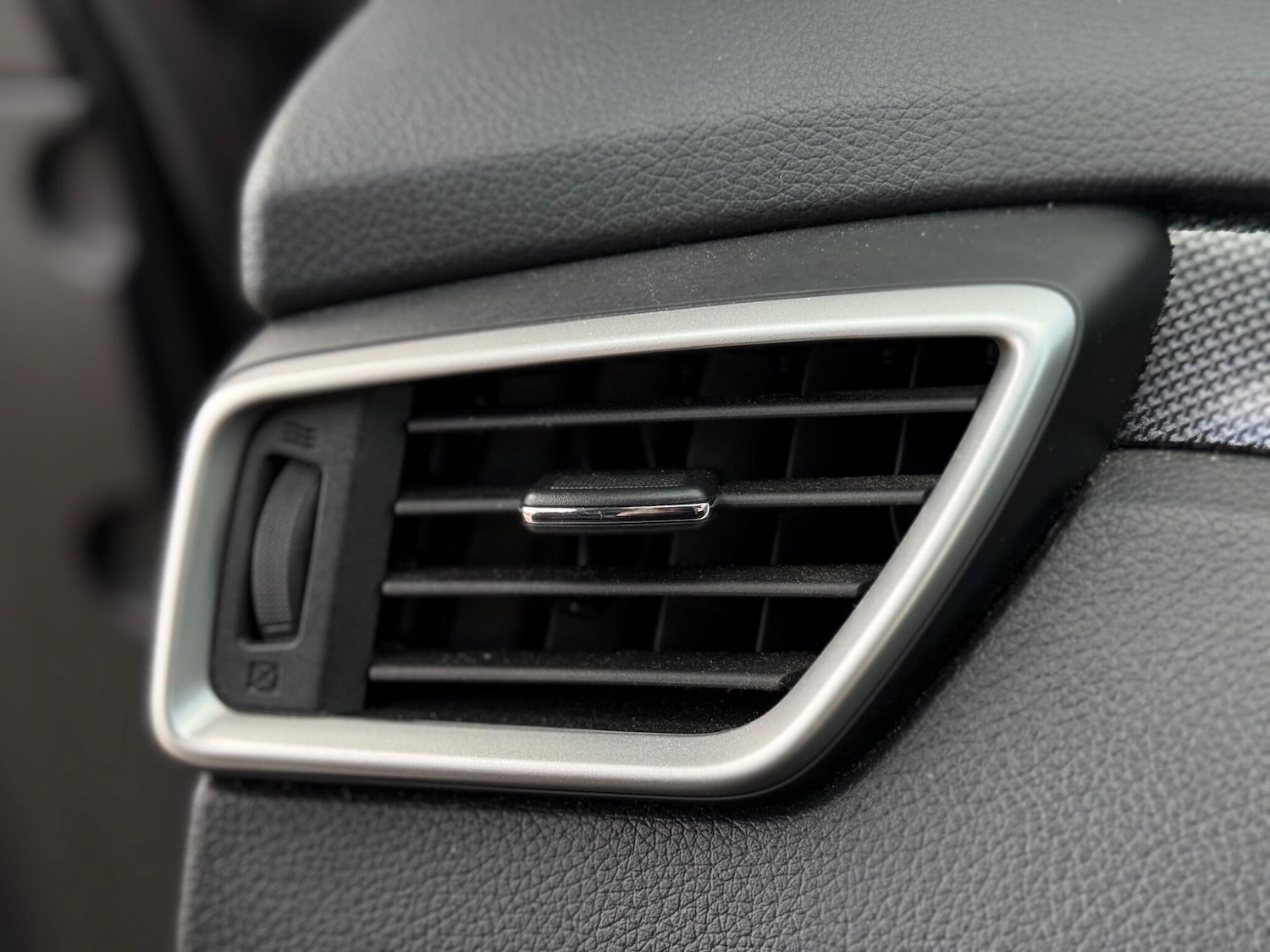 Used Nissan X-Trail for sale - 78116118: Photo 69