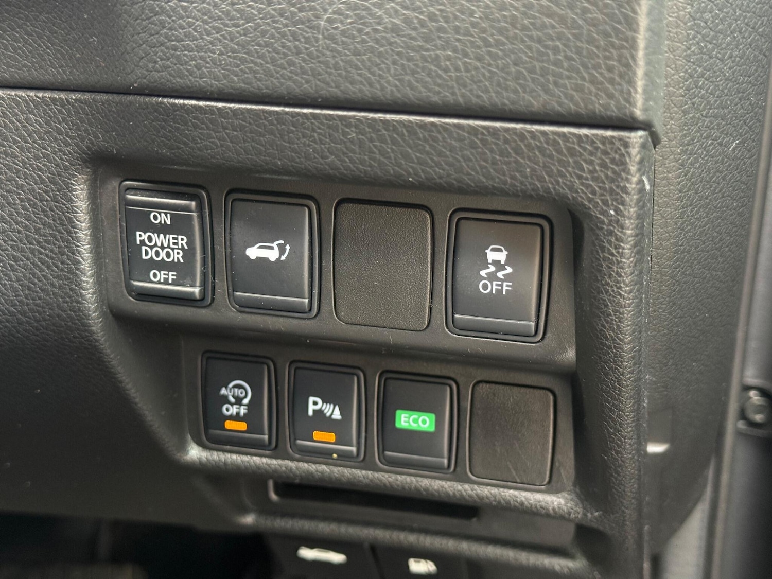 Used Nissan X-Trail for sale - 78116118: Photo 97