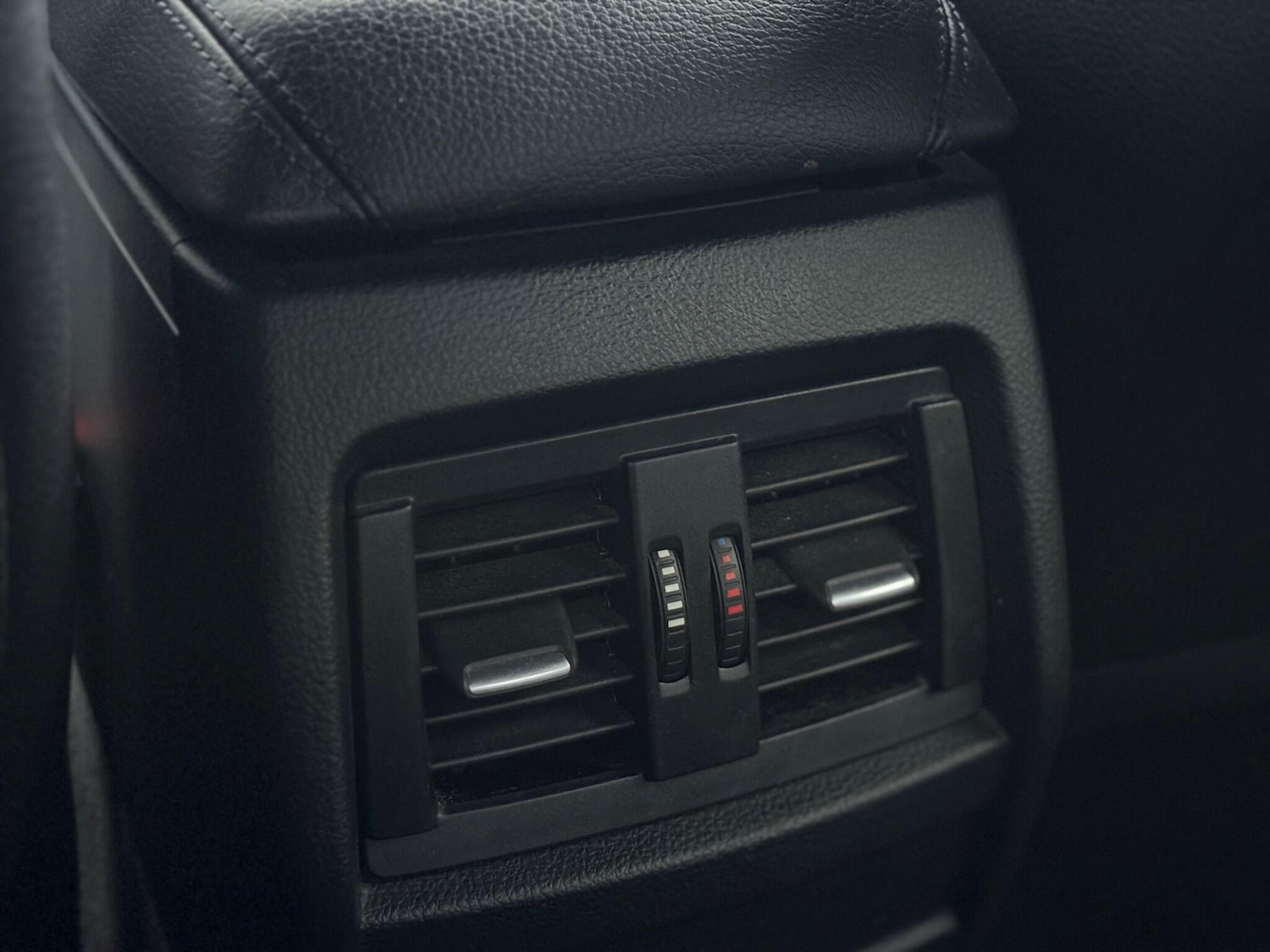 Used BMW 3 Series 2015 for sale - 77331208: Photo 40