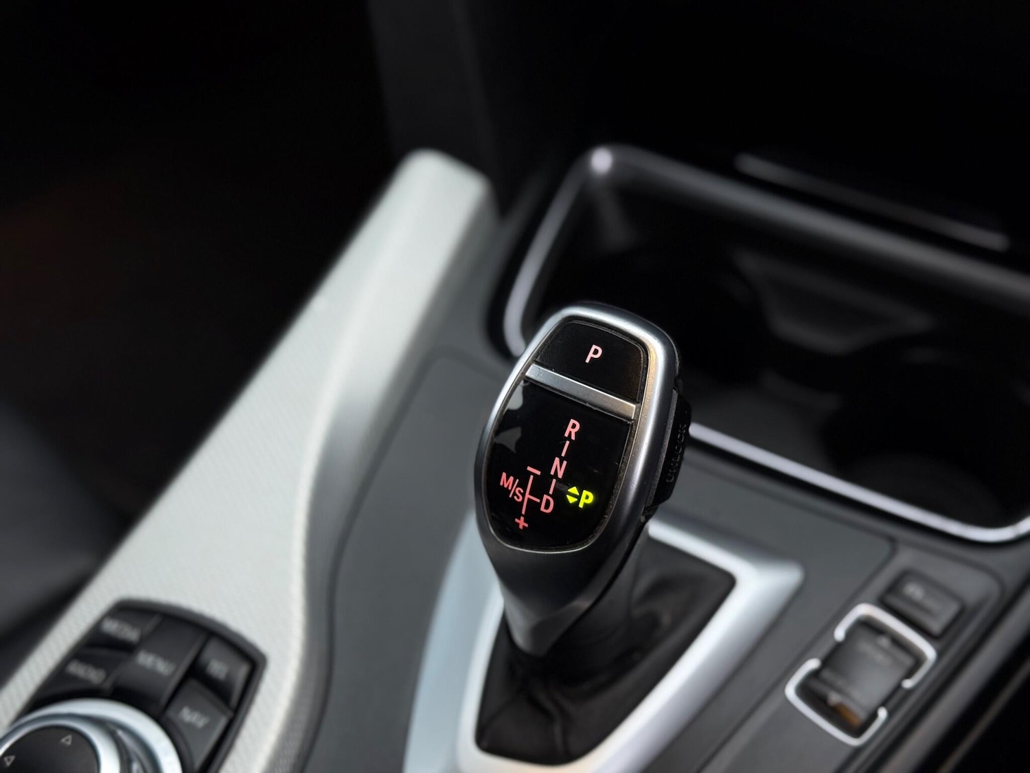 Used BMW 3 Series 2015 for sale - 77331208: Photo 42