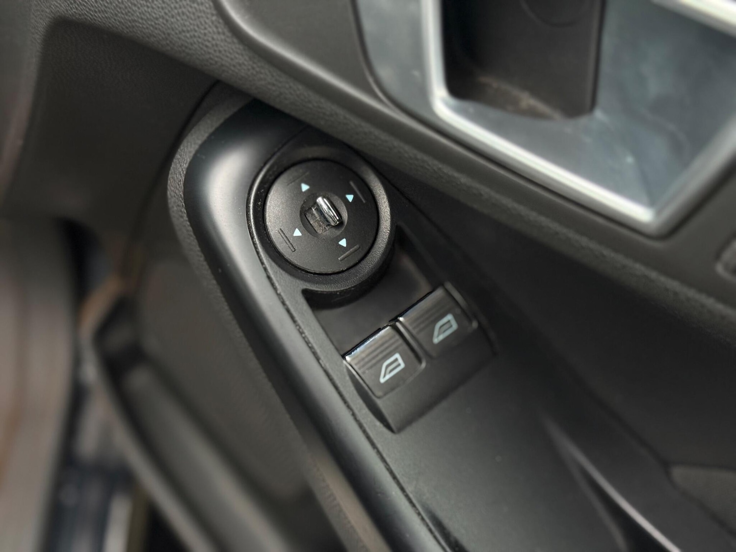 Used Ford Fiesta 2013 for sale - 77794183: Photo 64