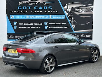 Used Jaguar XE 2016 for sale - 79734987: Photo