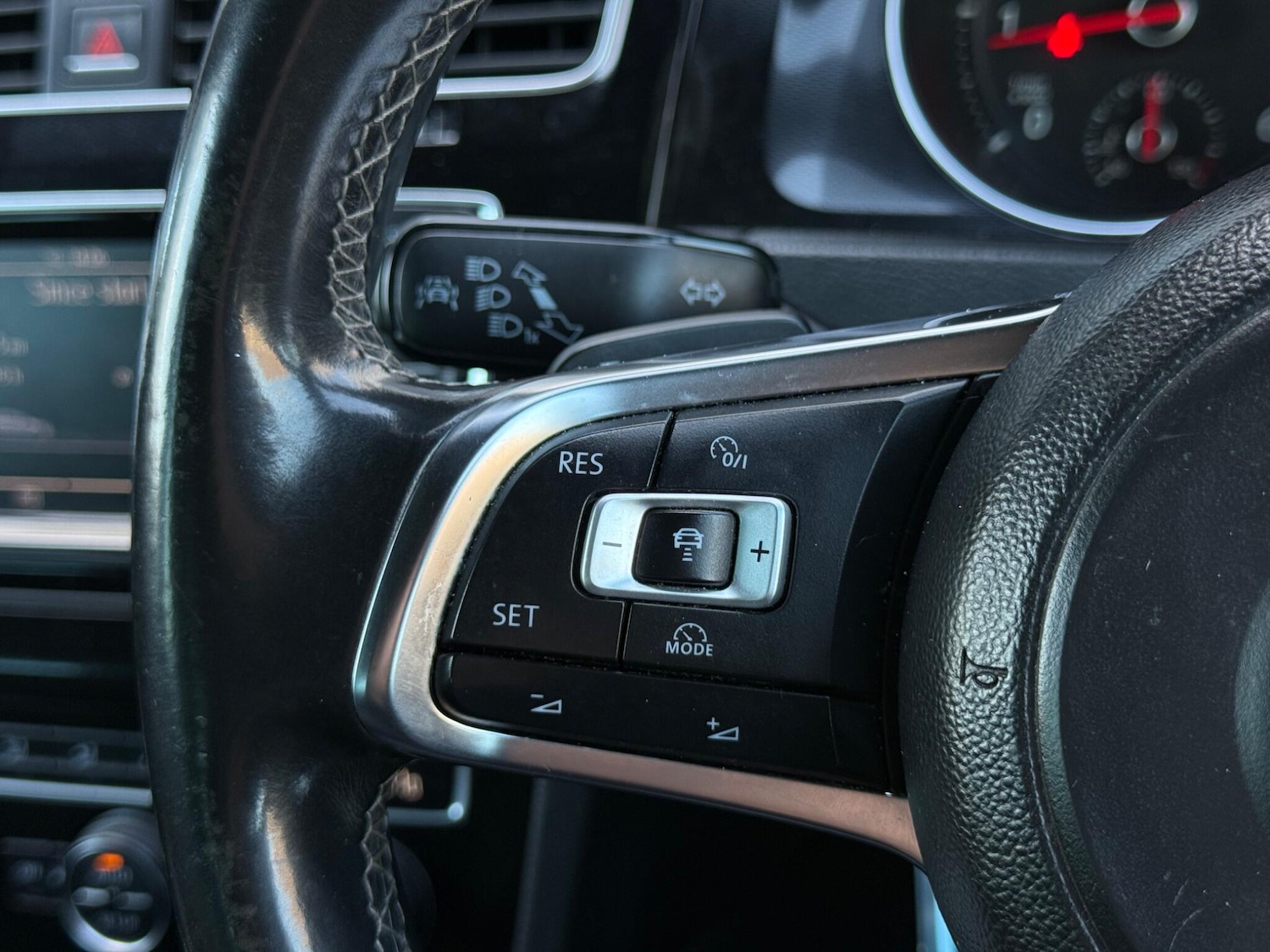 Used Volkswagen Golf 2013 for sale - 78148105: Photo 93