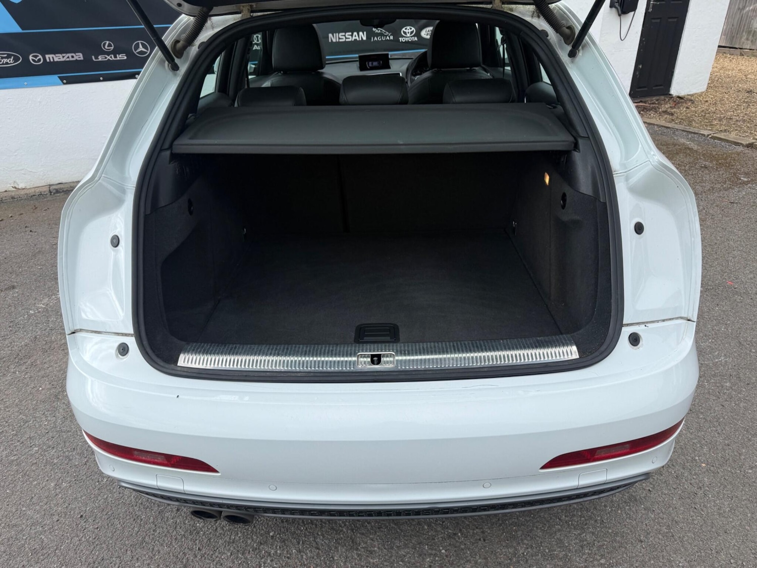 Used Audi Q3 for sale - 78127925: Photo 54