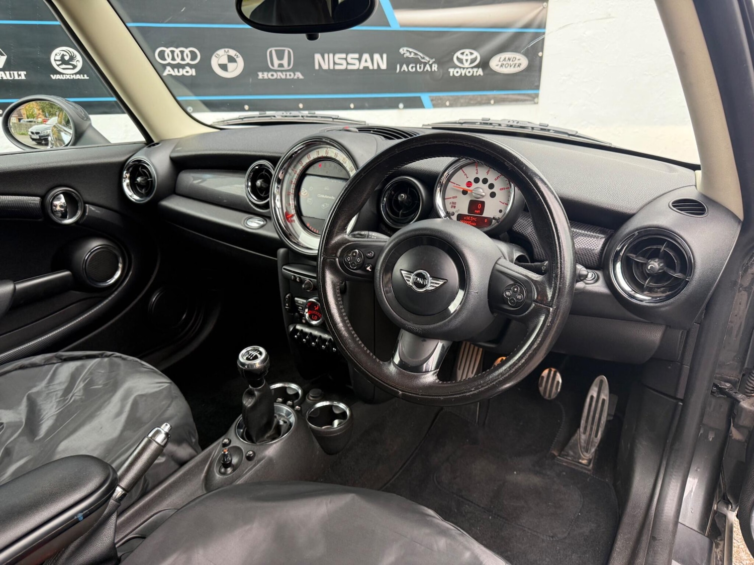 Used MINI Hatch 2011 for sale - 76299499: Photo 20