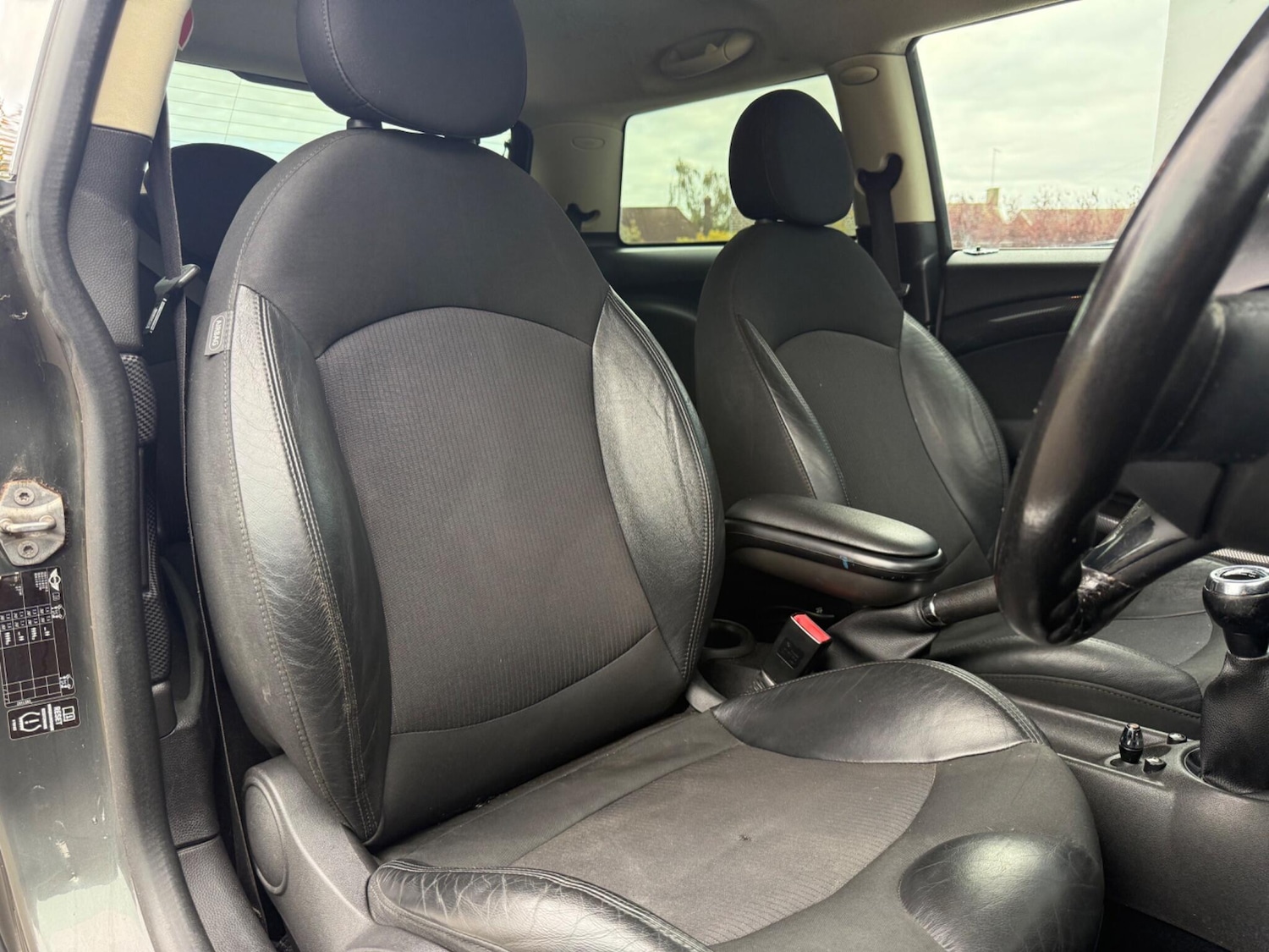 Used MINI Hatch 2011 for sale - 76299499: Photo 23