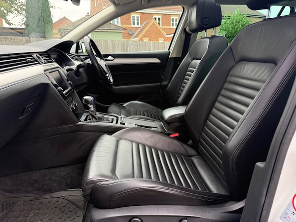 Used Volkswagen Passat 2017 for sale - 76299494: Photo 29