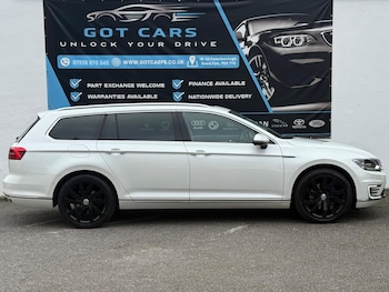 Used Volkswagen Passat 2017 for sale - 76299494: Photo