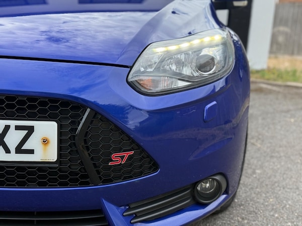 Used Ford Focus 2014 for sale - 76299496: Photo 8