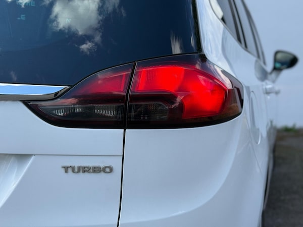Used Vauxhall Zafira Tourer 2014 for sale - 76299487: Photo 11