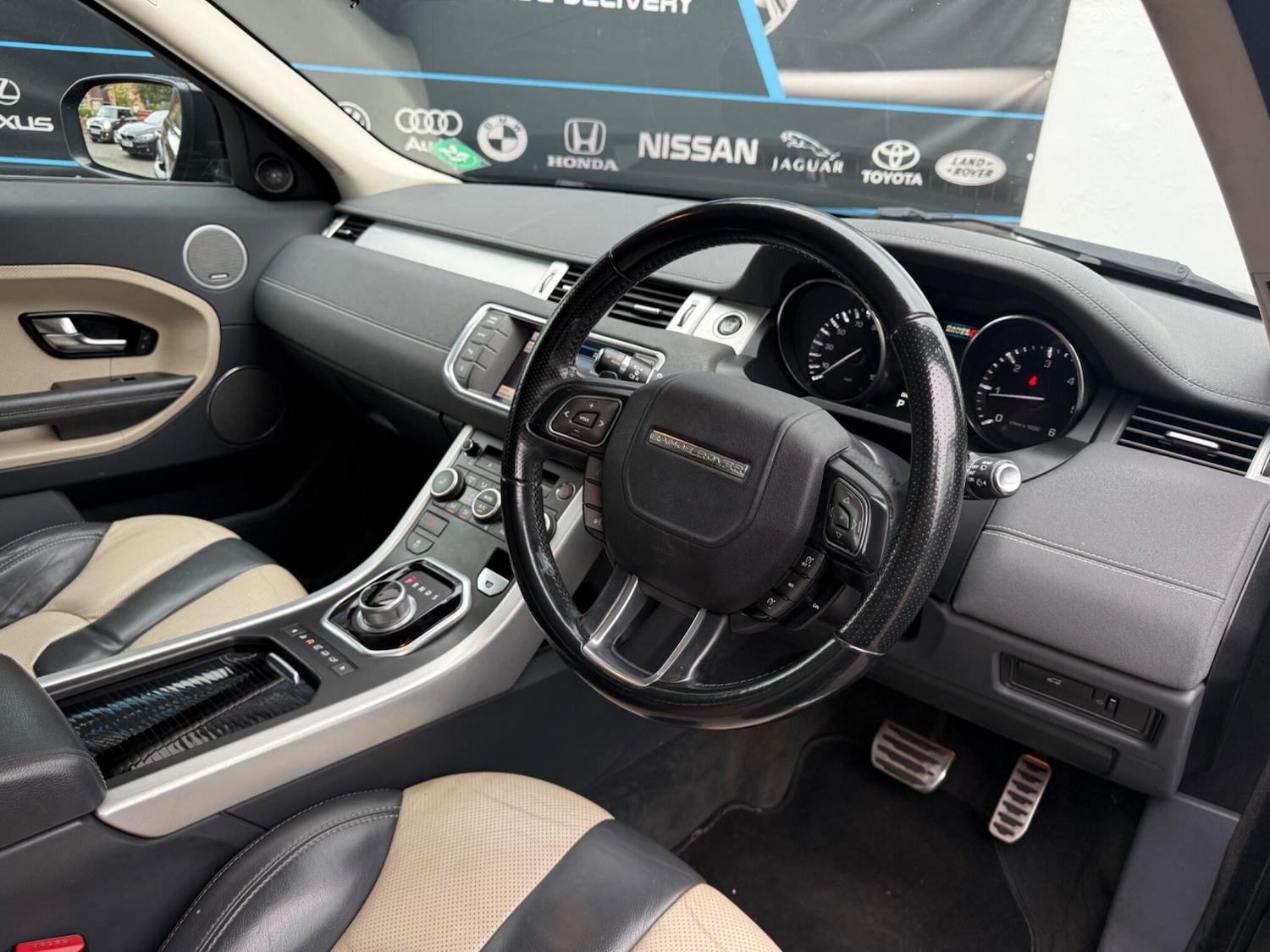 Used Land Rover Range Rover Evoque 2011 for sale - 76299482: Photo 17