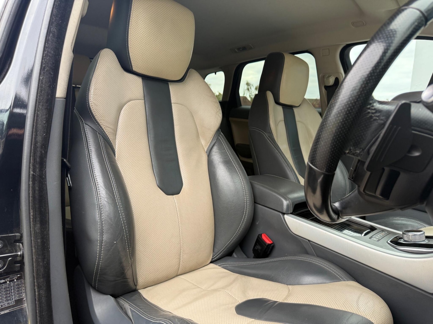 Used Land Rover Range Rover Evoque 2011 for sale - 76299482: Photo 19