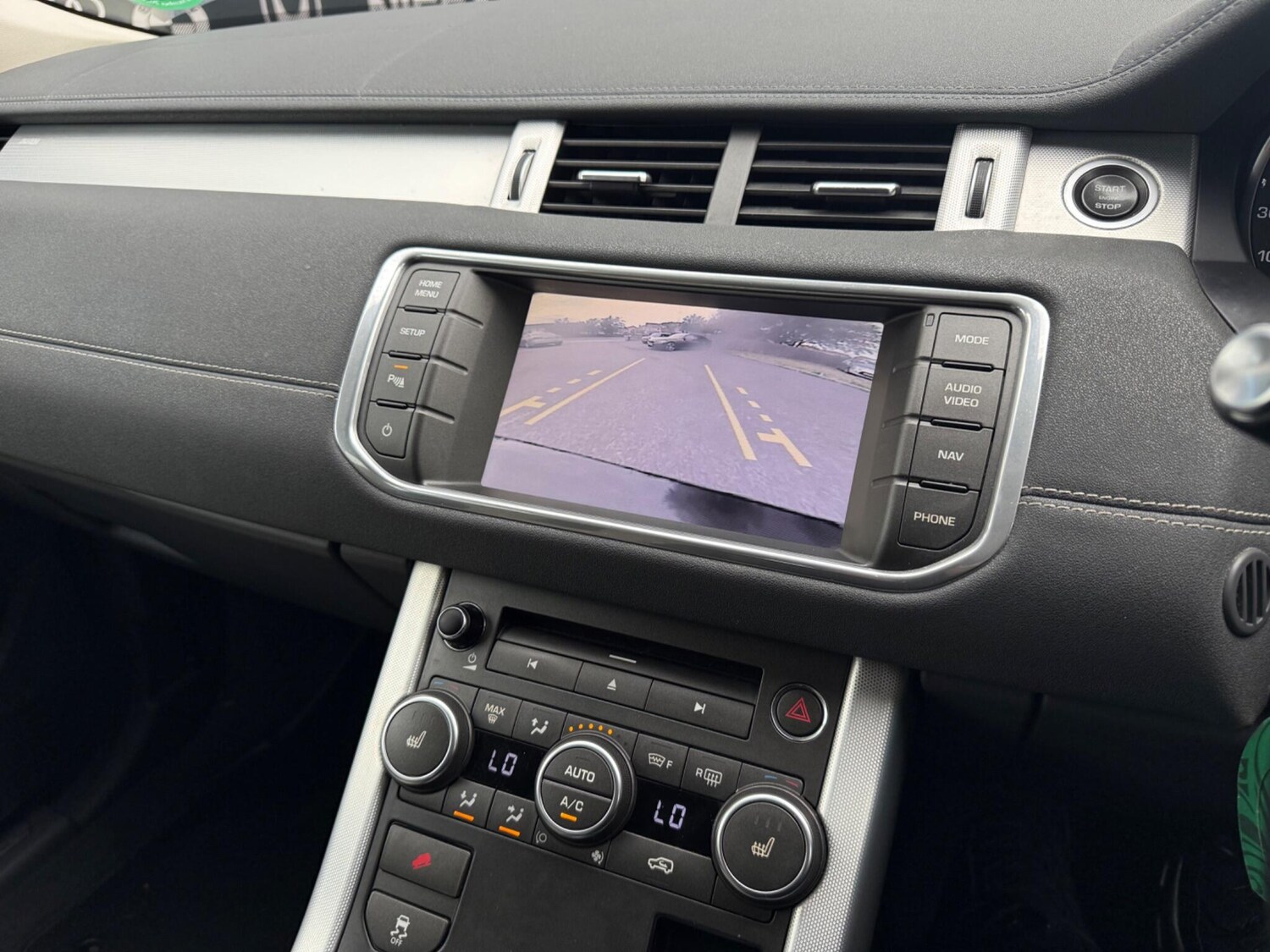 Used Land Rover Range Rover Evoque 2011 for sale - 76299482: Photo 32