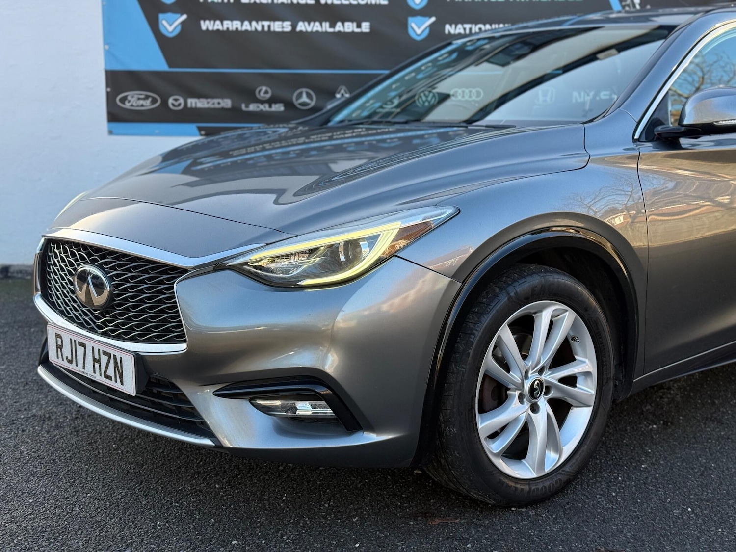 Used Infiniti Q30 2017 for sale - 77015288: Photo 13