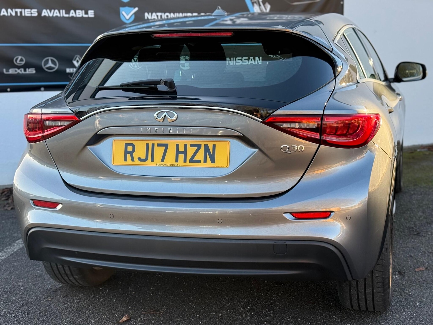 Used Infiniti Q30 2017 for sale - 77015288: Photo 19