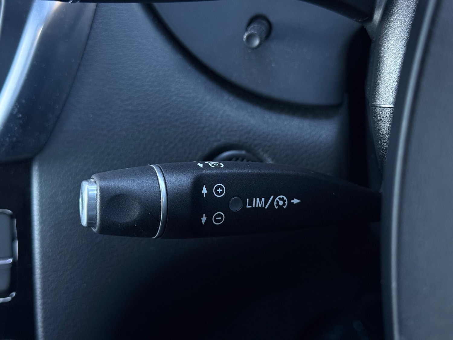 Used Infiniti Q30 2017 for sale - 77015288: Photo 48