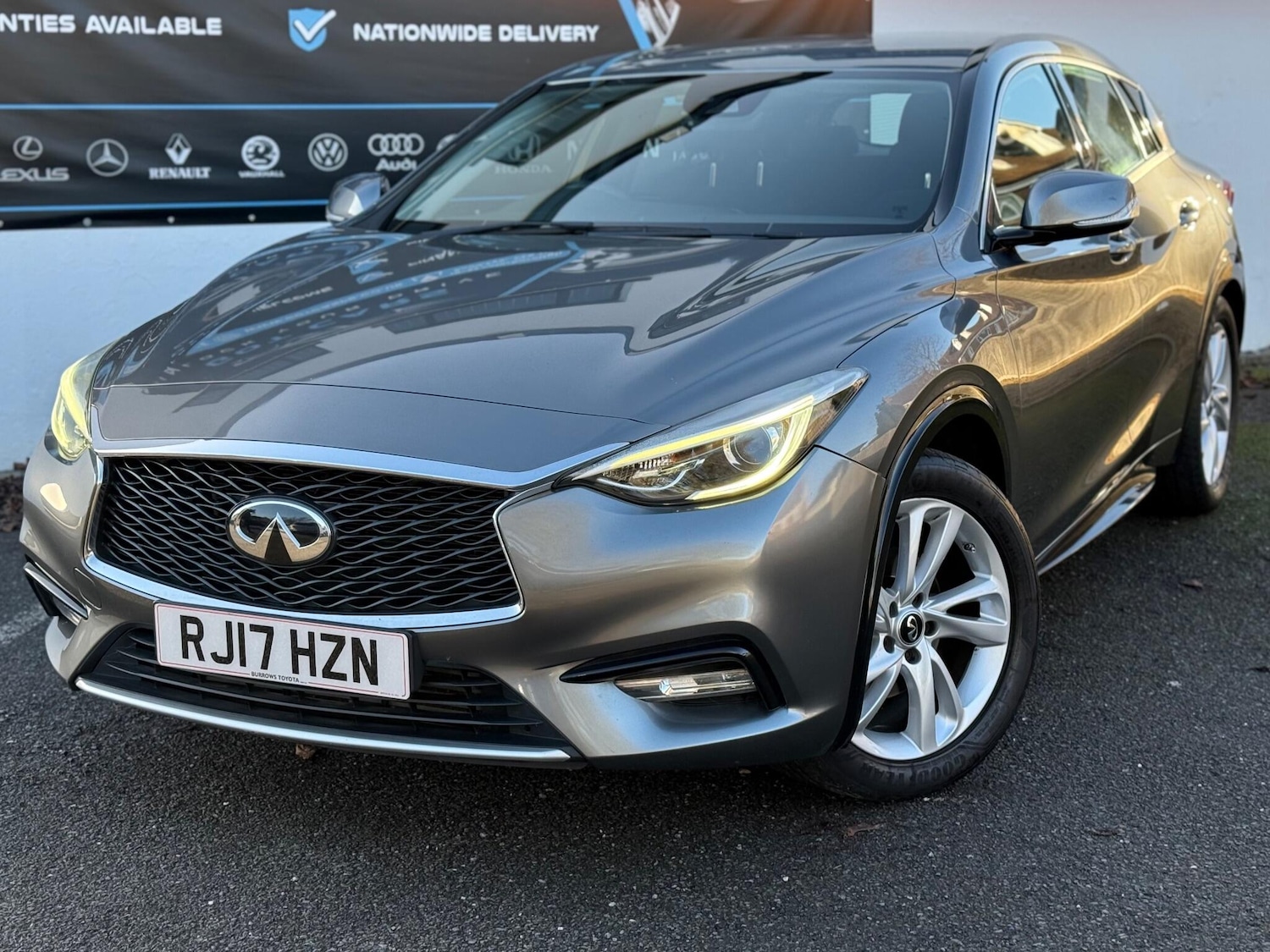 Used Infiniti Q30 2017 for sale - 77015288: Photo 6