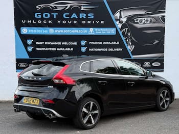 Used Volvo V40 2016 for sale - 79717672: Photo