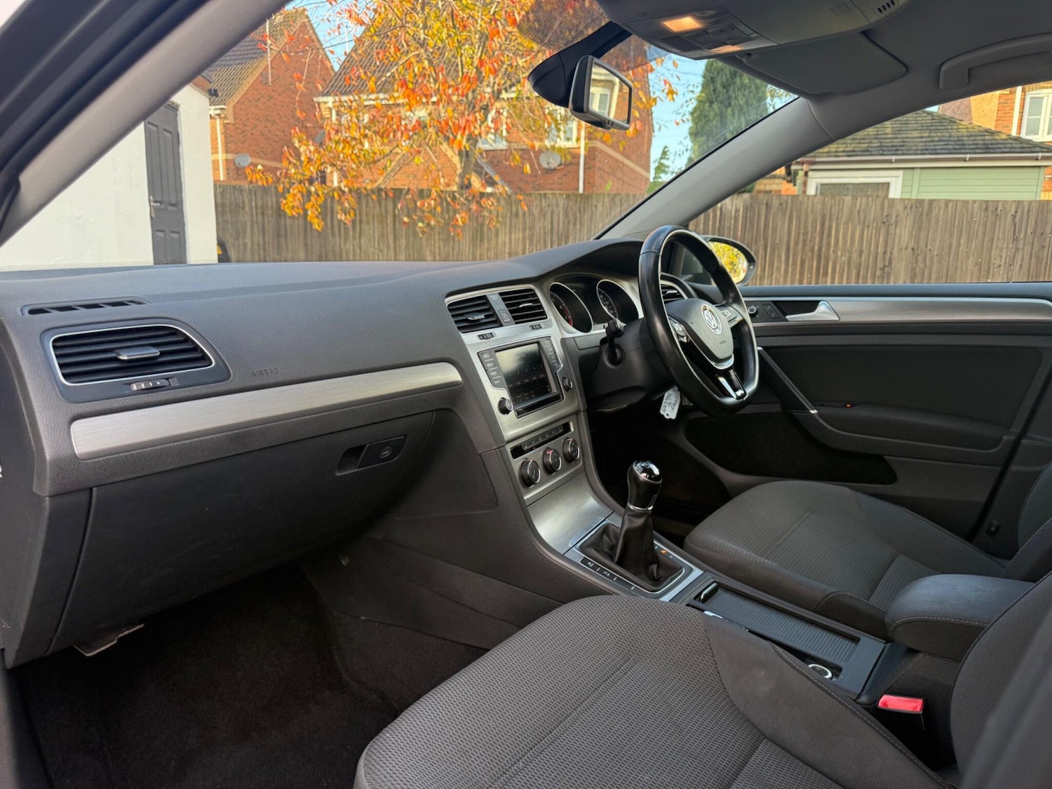 Used Volkswagen Golf 2016 for sale - 76432627: Photo 27