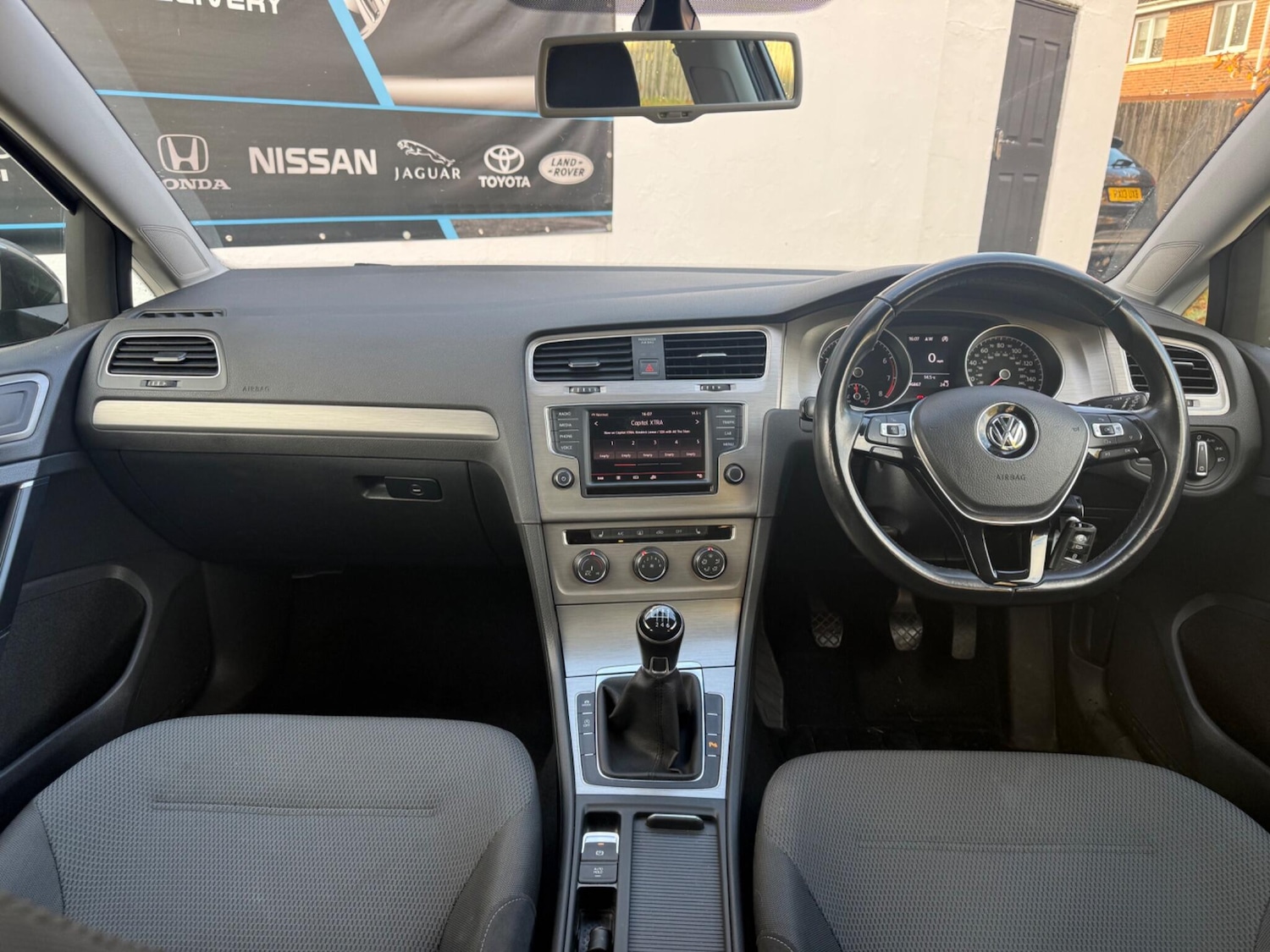 Used Volkswagen Golf 2016 for sale - 76432627: Photo 30