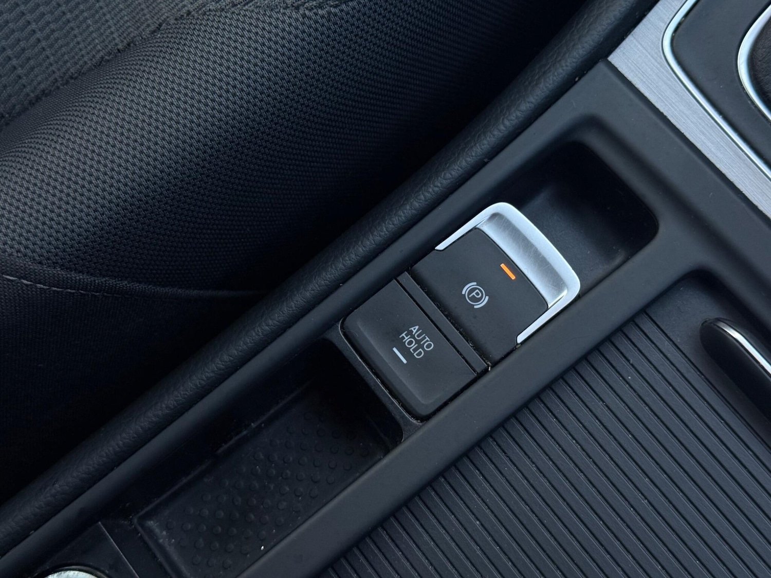 Used Volkswagen Golf 2016 for sale - 76432627: Photo 35