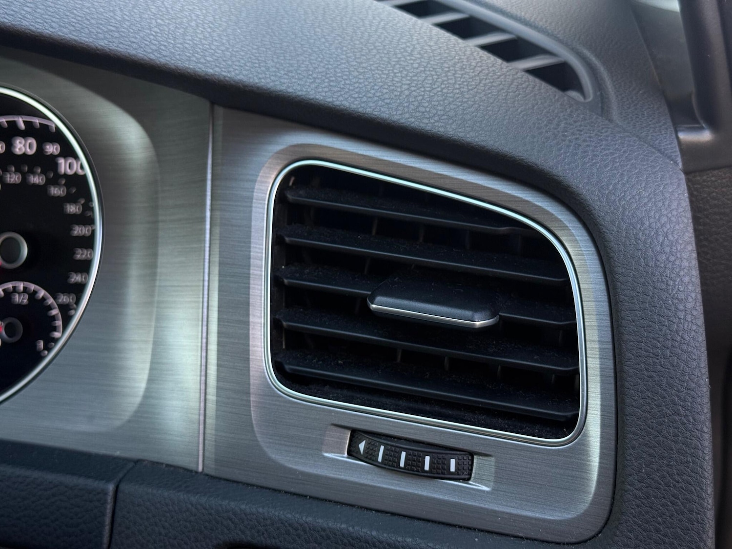 Used Volkswagen Golf 2016 for sale - 76432627: Photo 45