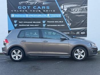 Used Volkswagen Golf 2016 for sale - 76432627: Photo