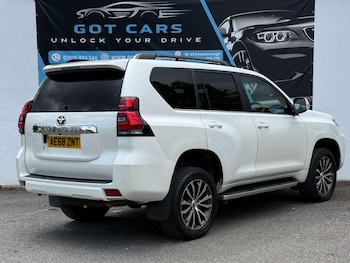 Used Toyota Land Cruiser 2018 for sale - 78830285: Photo
