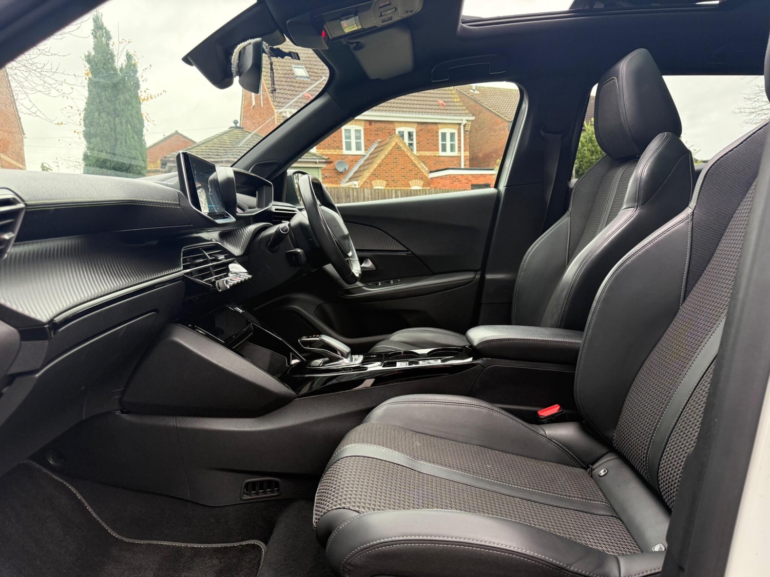 Used Peugeot 2008 2020 for sale - 76772036: Photo 36