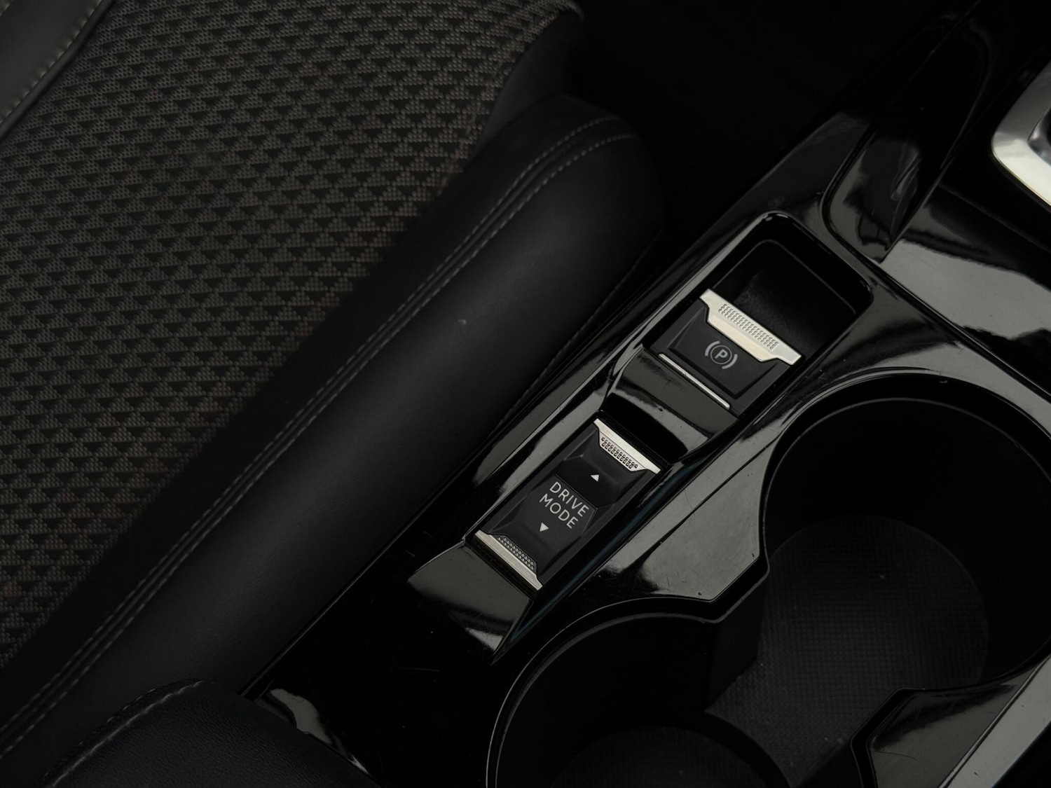 Used Peugeot 2008 2020 for sale - 76772036: Photo 44