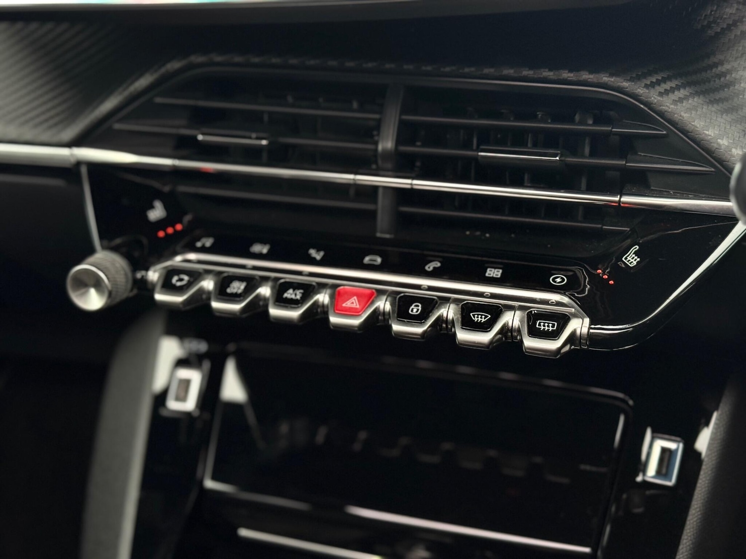 Used Peugeot 2008 2020 for sale - 76772036: Photo 46