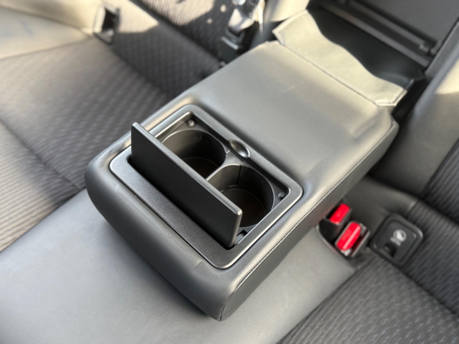 Used Infiniti Q50 2017 for sale - 77637421: Photo 67