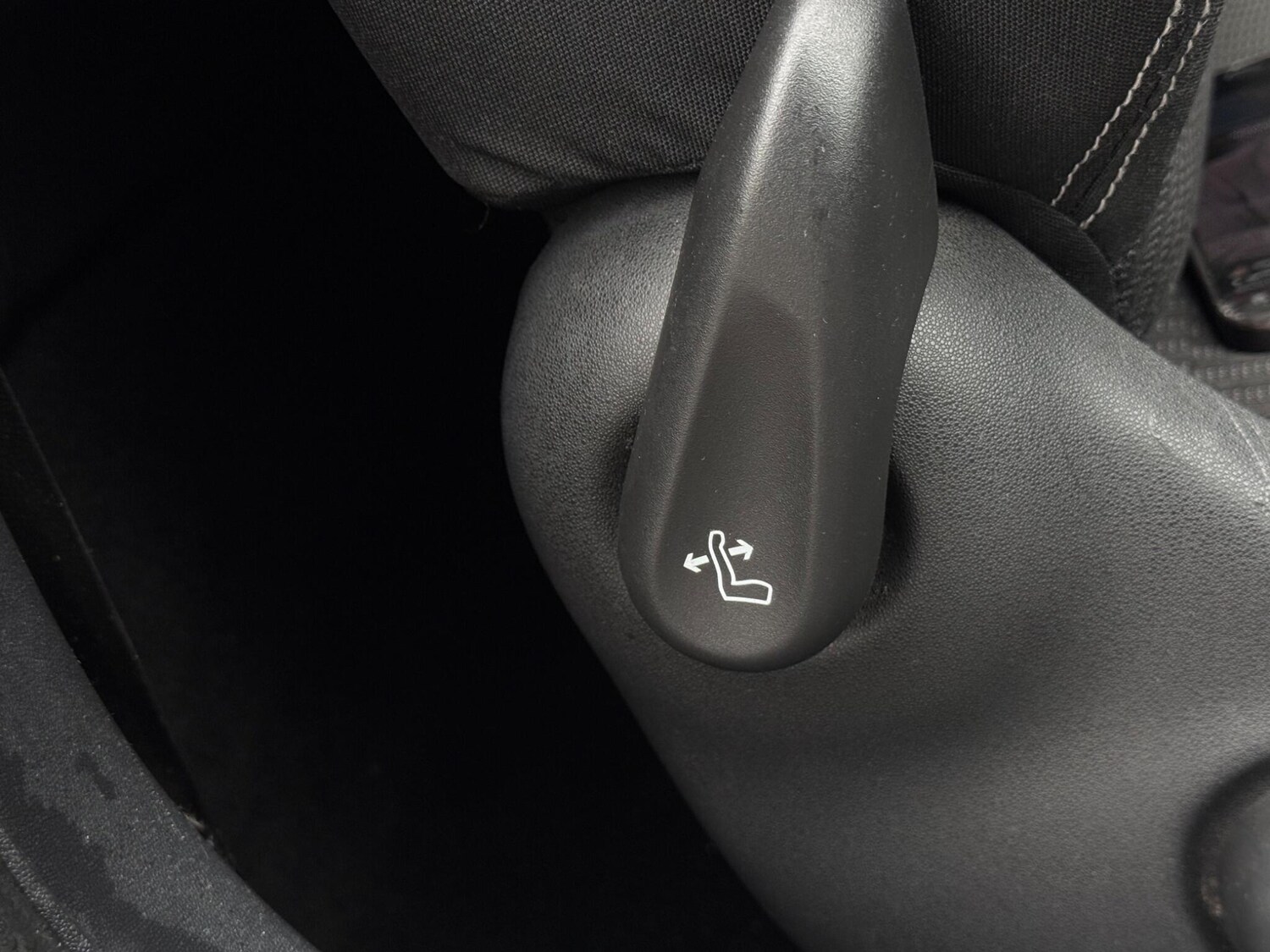 Used Peugeot 208 for sale - 77511060: Photo 59