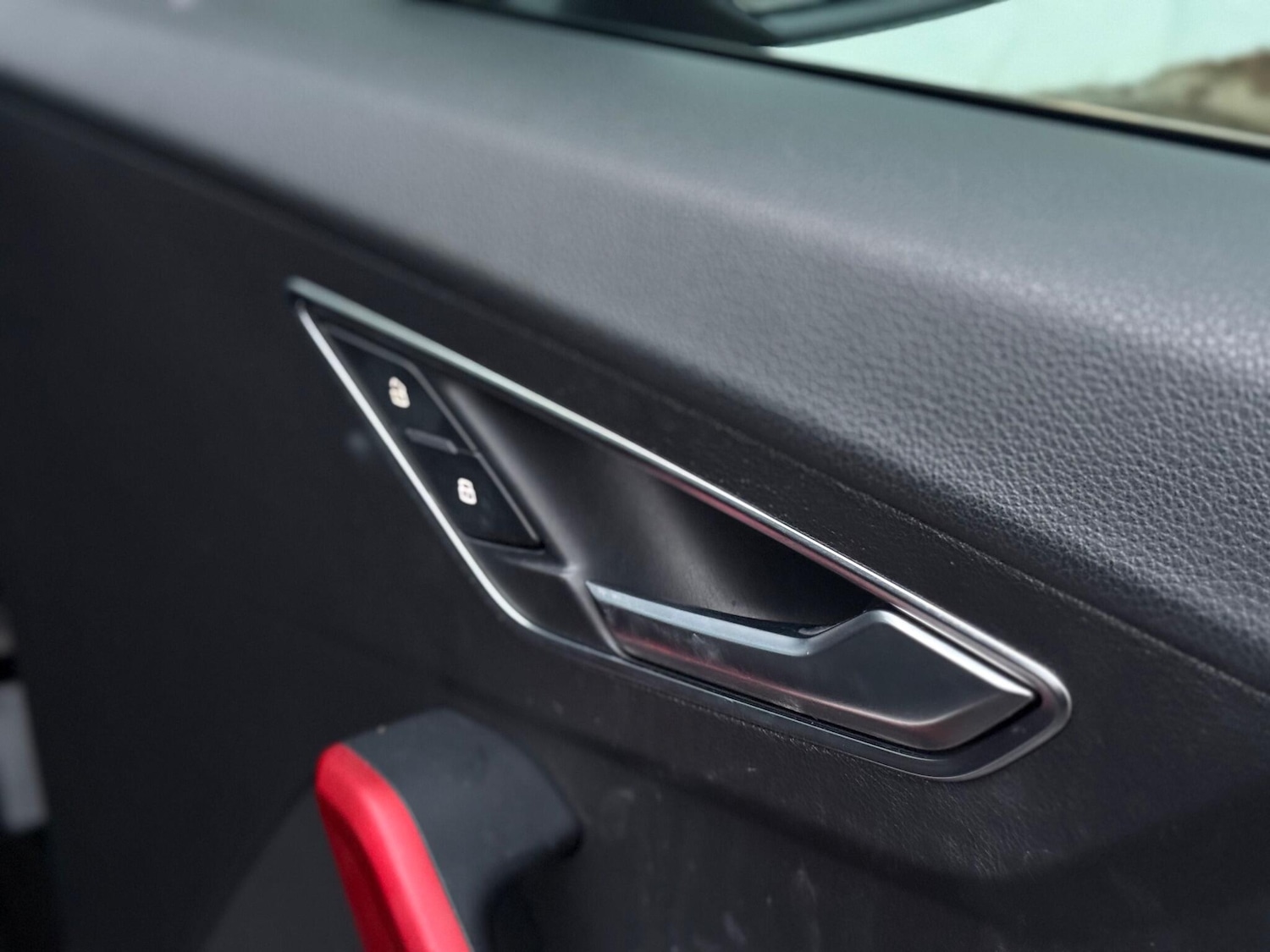 Used Audi Q2 2017 for sale - 76742939: Photo 42