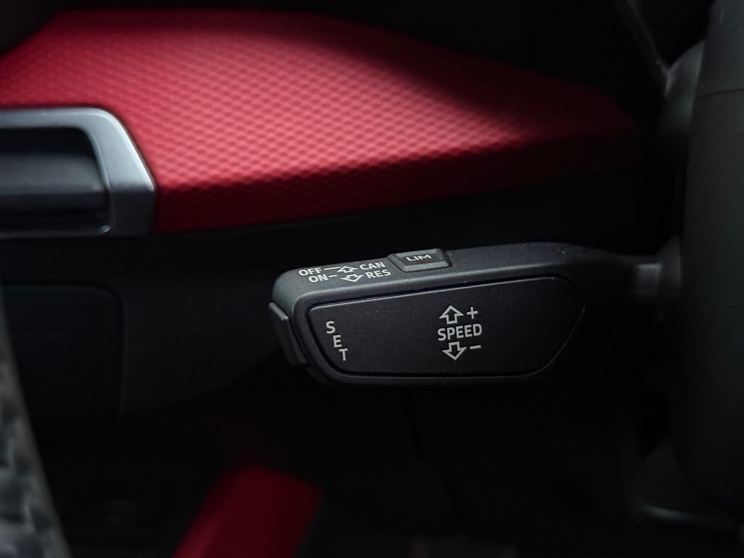 Used Audi Q2 2017 for sale - 76742939: Photo 53