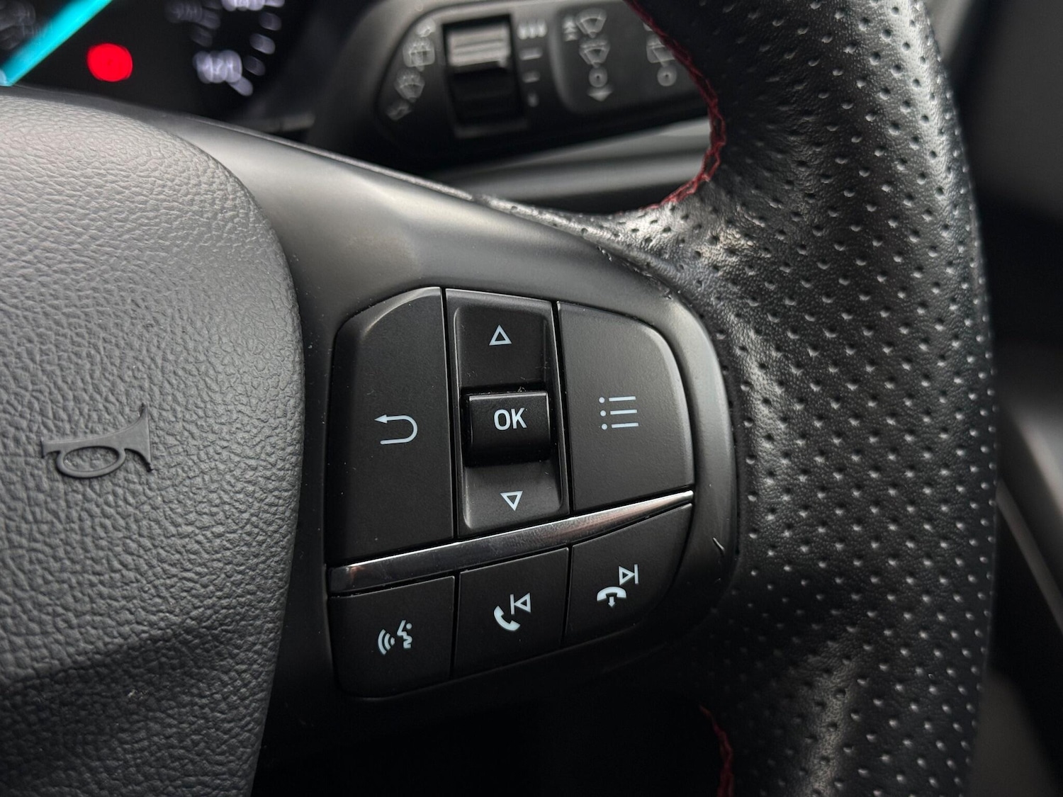 Used Ford Focus 2020 for sale - 76913405: Photo 44