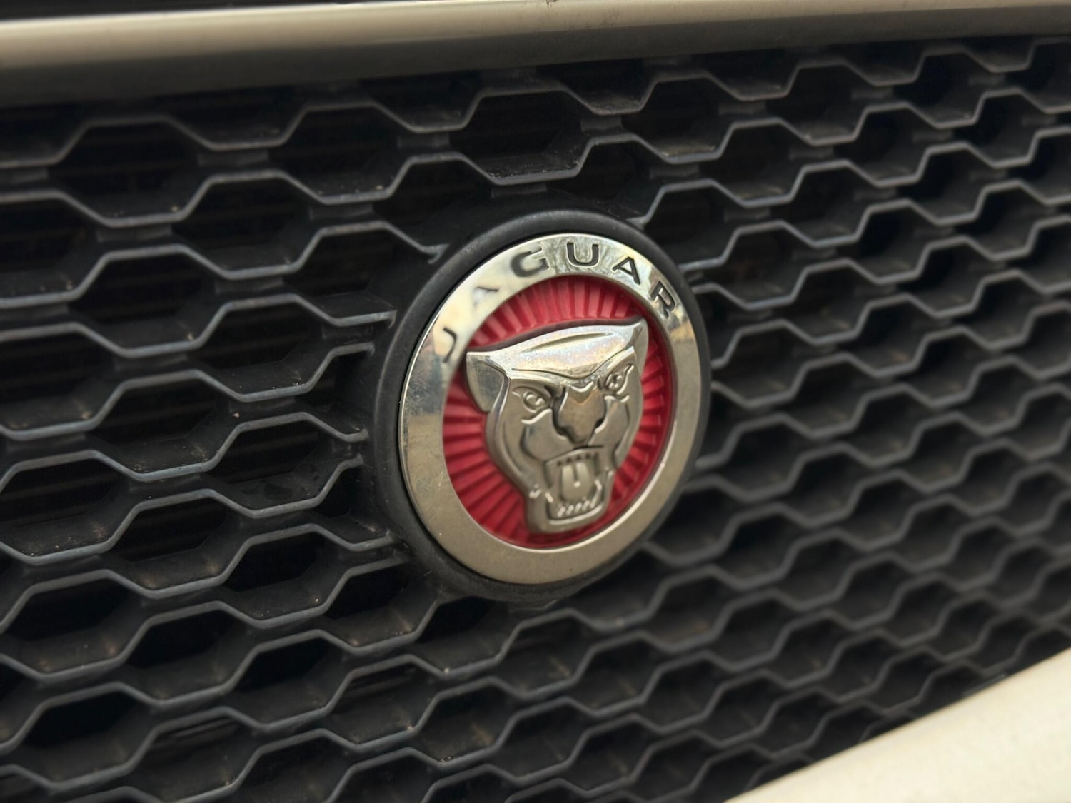 Used Jaguar XE for sale - 77684210: Photo 13