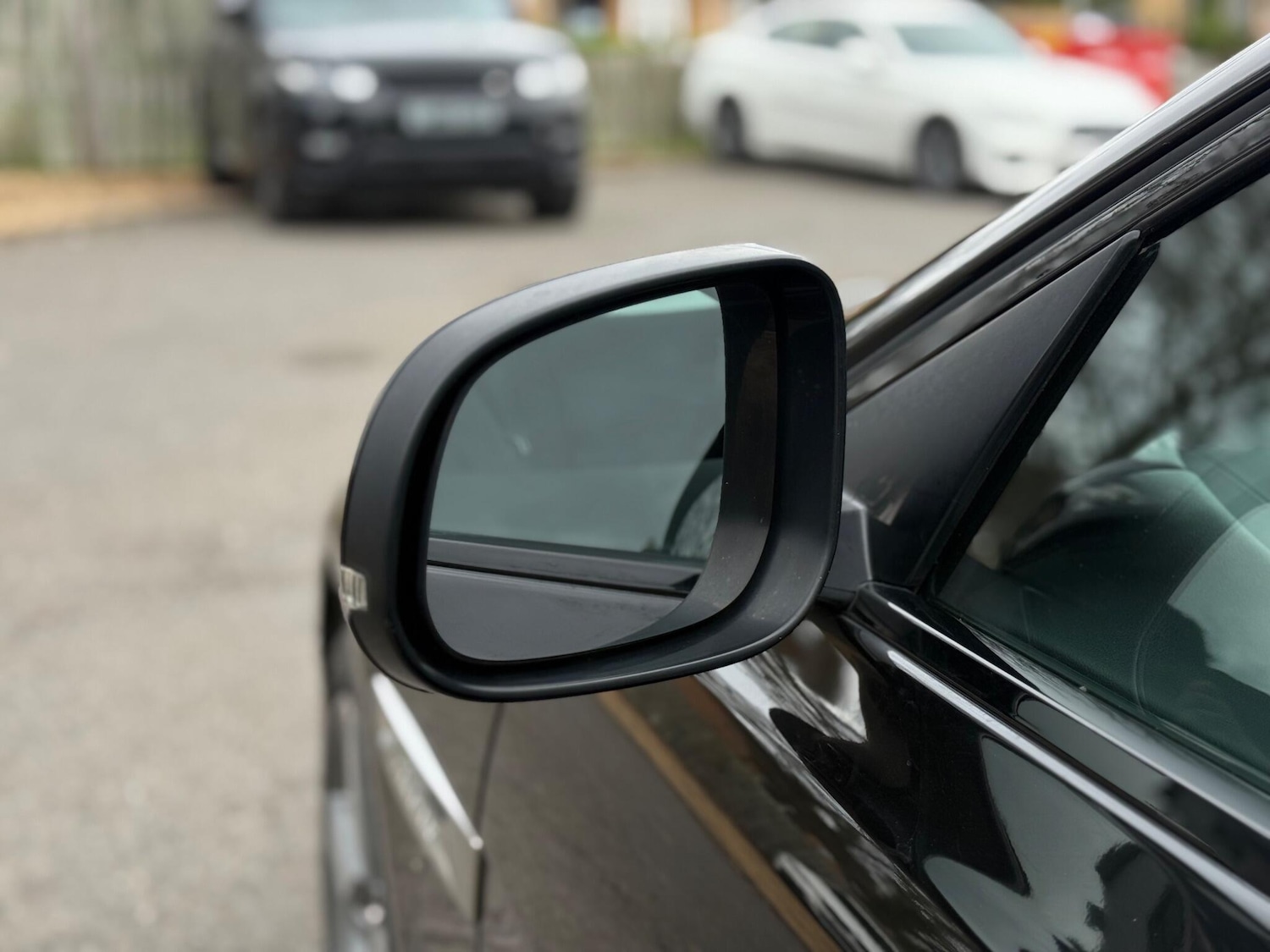 Used Jaguar XE for sale - 77684210: Photo 22