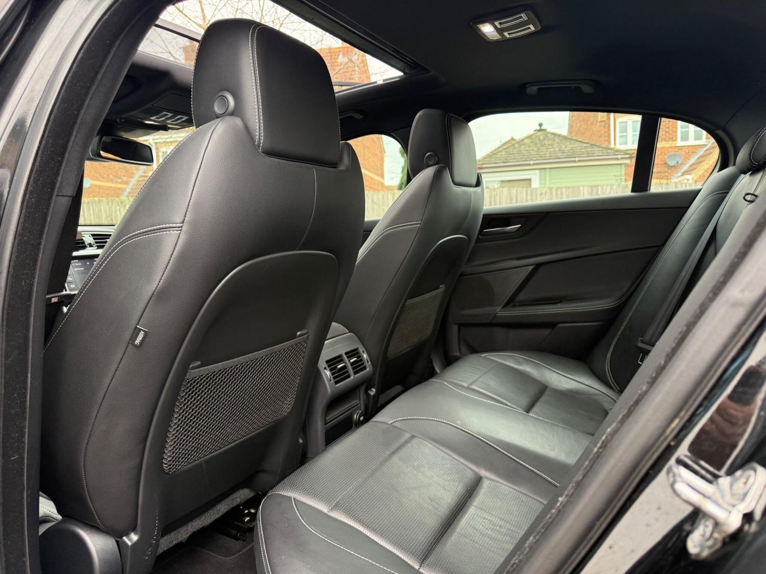 Used Jaguar XE for sale - 77684210: Photo 44