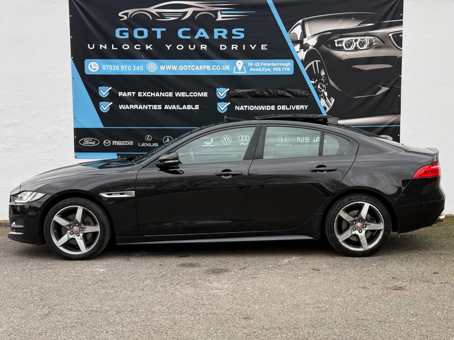 Used Jaguar XE for sale - 77684210: Photo 5