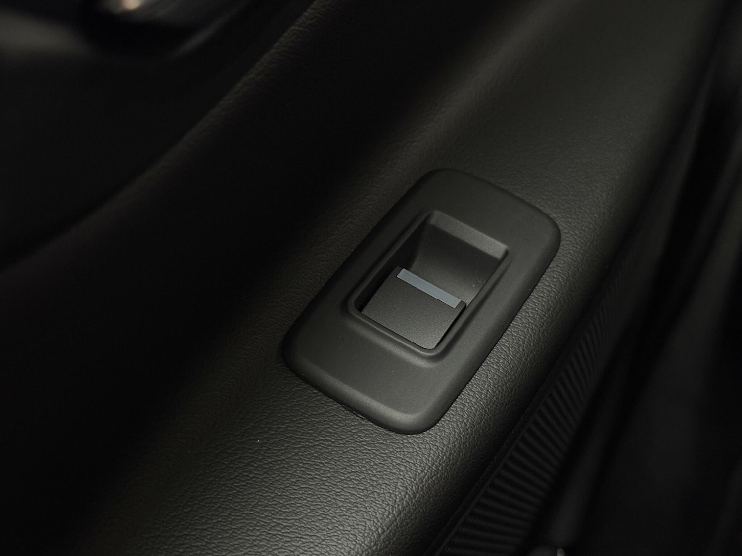 Used Jaguar XE for sale - 77684210: Photo 54