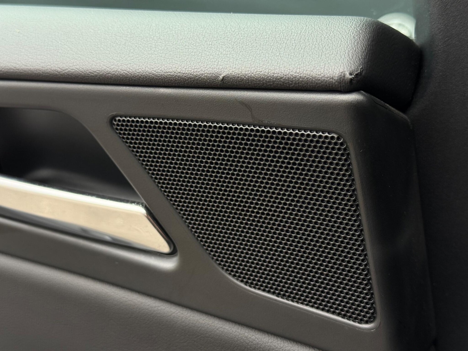 Used Jaguar XE for sale - 77684210: Photo 63