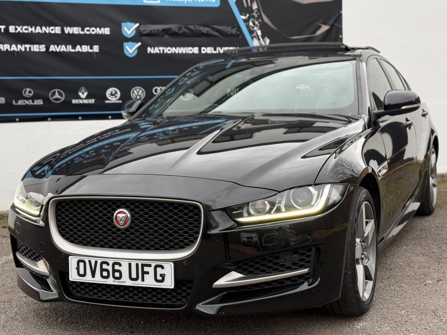 Used Jaguar XE for sale - 77684210: Photo 9