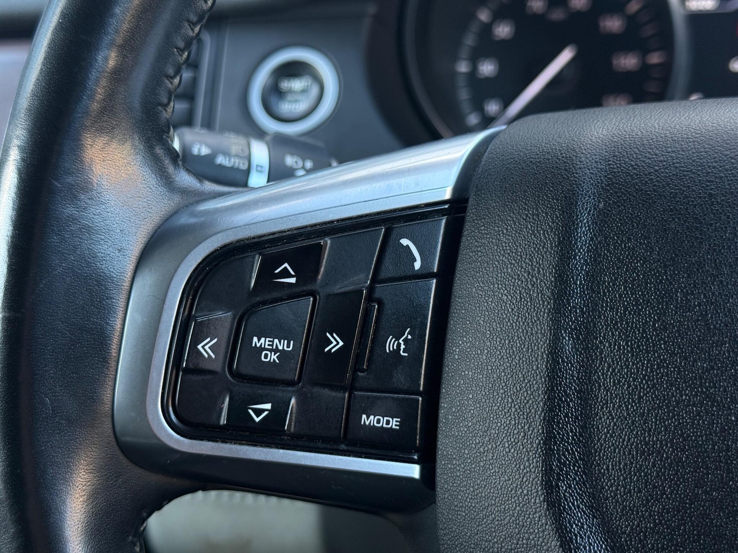 Used Land Rover Discovery Sport 2016 for sale - 77163271: Photo 63