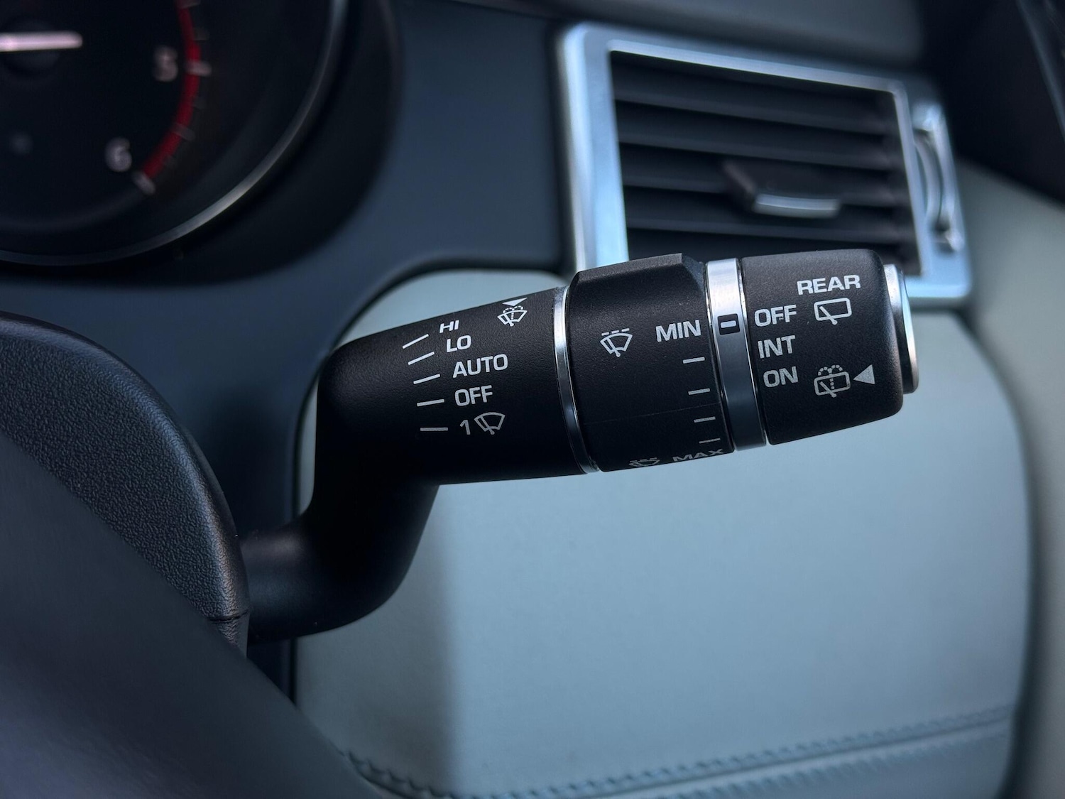 Used Land Rover Discovery Sport 2016 for sale - 77163271: Photo 66